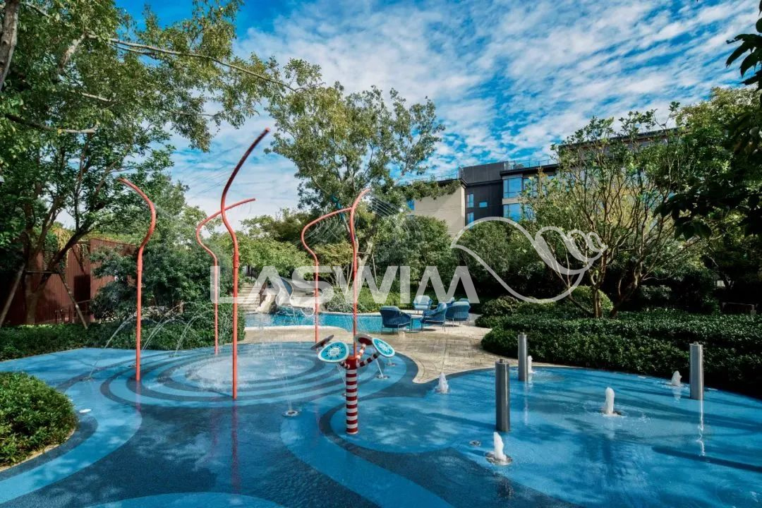 Suzhou Four Seasons Hotel Pool3.jpg